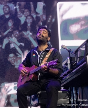Arijit Singh gets love from fans