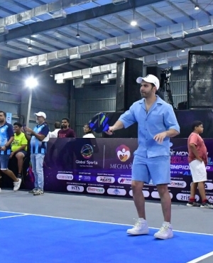 Varun Dhawan tries his hand at pickleball 