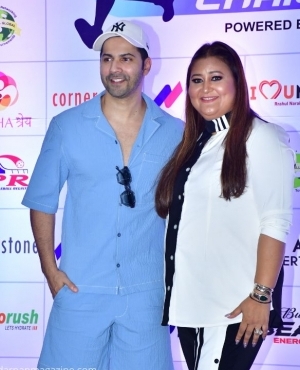 Varun Dhawan takes a pic with Seema Singh 