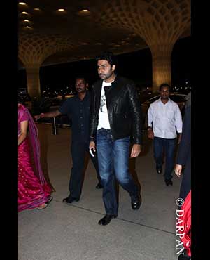 Abhishek Bachchan snapped at the Mumbai Airport