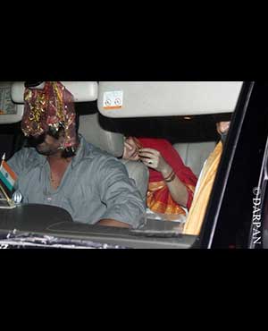 Preity Zinta snapped hiding from the cameras at a Mumbai temple