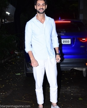 Karan Wahi looking dapper 