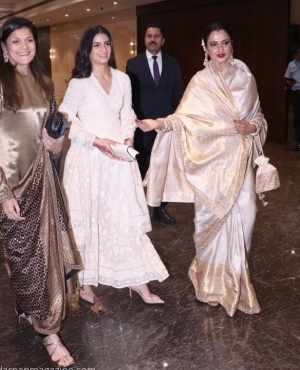 Kumar Mangalam Birla's wife Neerja Birla and daughter Advaitesha Birla all look photogenic together 
