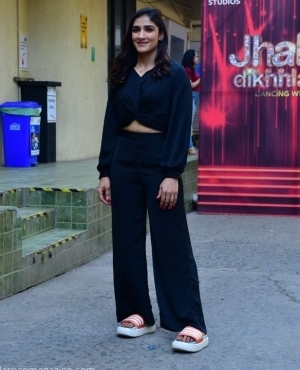 Sangeeta Phogat smiles for the press 