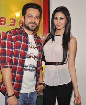 Emraan And Amyra  Promote 'Mr. X'