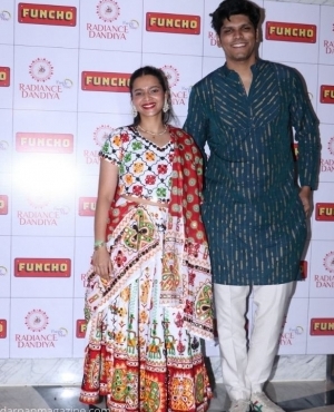 Urmila Wekar and Mithilesh Patankar are all set to do Garba. 