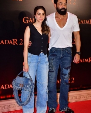 Brother Bobby Deol shows up with his wife Tanya Deol to cheer on Sunny Deol 