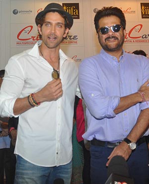 Hrithik inaugurates CritiCare Hospital