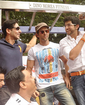 Hrithik Launches Dino Morea's Fitness Center