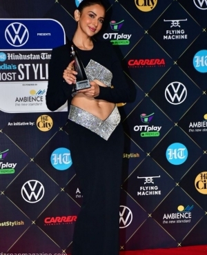 Rakul Preet Singh wins the Style Game Changer Award 