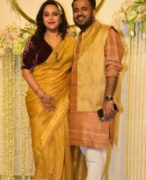 Newly wed Swara Bhaskar and Fahad Ahmad are clicked on the red carpet 