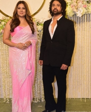 Himesh Reshammiya and wife Sonia Kapoor look great together 