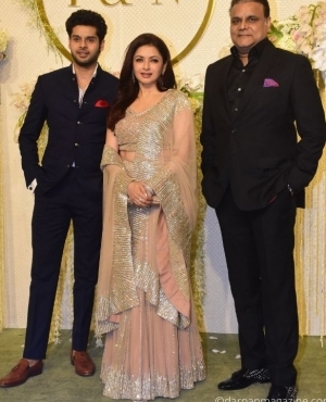 Bhagyashree patwardhan makes an appearance with her husband Himalaya Dasani and son Abhimanyu Dasani 