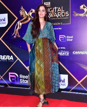 Diya Mirza looks like a dream in the multicoloured dress 