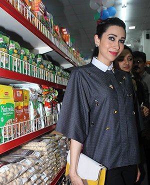 Karisma Kapoor inaugurates Supermarket