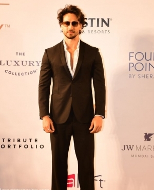 Tiger Shroff looks dapper in black suit 