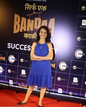 Amruta Subhash strikes a pose in her blue dress 