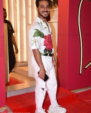 Amit Thakur gets papped on the way in 