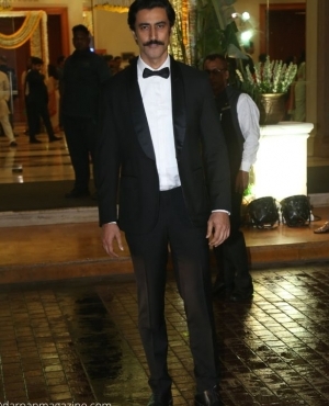 Kunal Kapoor is gentleman vibes while he sports a moustache