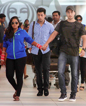 Newlywed Arpita and Aayush Arrive