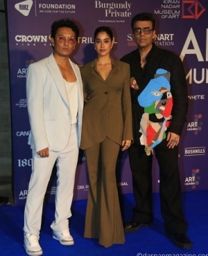  Prabal Gurung, Janhvi Kapoor, and Karan Johar get clicked as a trio 