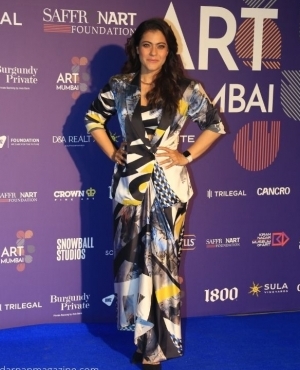 Kajol looks beautiful in her dress 