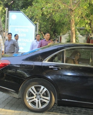 Priyanka Chopra arrives at Kapurthala House for the engagement 