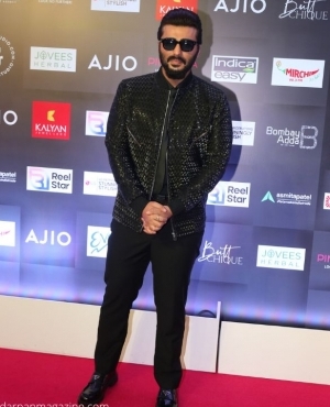 Arjun Kapoor is going for a men in black like get up 