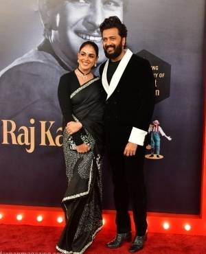 Genelia D'Souza and Riteish Deshmukh are a power couple on the red carpet 