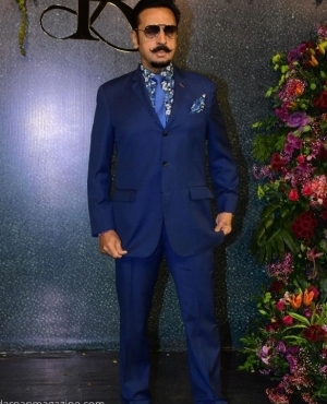 Gulshan Grover is extra swag with the sunglasses 