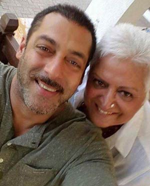 Salman Khan's New Year Party