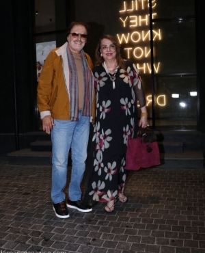 Sanjay Khan makes an appearance with his wife Zarine Khan 
