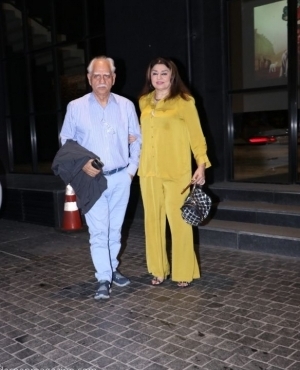 Ramesh Sippy and Kiran June are a happy couple while being photographed 