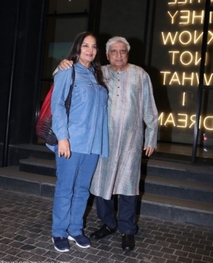 Shabana Azmi and Javed Akhtar look lovely while being snapped 