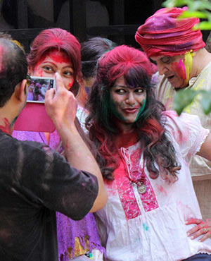 Shabana Azmi and Javed Akhtar Holi Bash