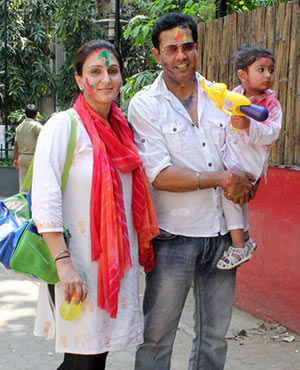 Juhi Babbar with husband