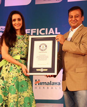 Shraddha Kapoor Cheers For Himalaya Herbals