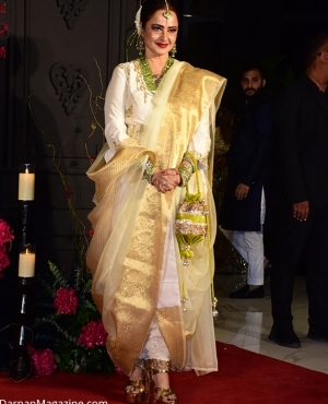 Rekha looks elegant at the reception 