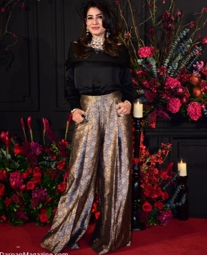 Raveena Tandon shimmers in her loose gold pants 