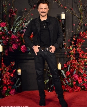 Anil Kapoor gets clicked at the reception 