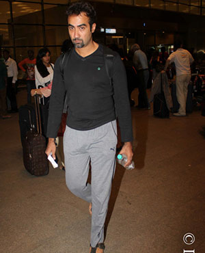 Ranvir Shorey spotted at the Airport