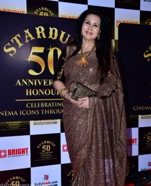 Poonam Dhillon the evergreen beauty is elegance in her lace saree 
