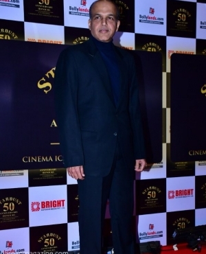 Director Ashutosh Gowariker looks classy in his suit 