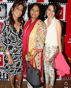 Deeya Singh, Sutapa Sikdar, Giaa Singh 