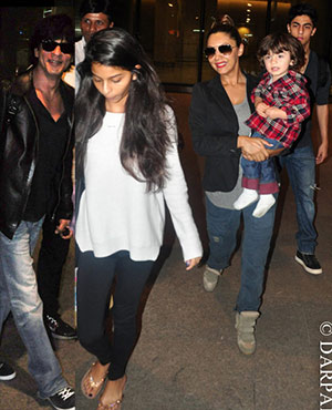 Stars Spotted At Airport