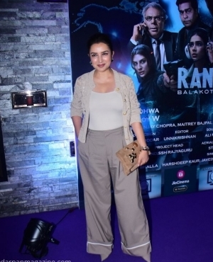 Actress Tisca Chopra looks great in her flowy outfit 