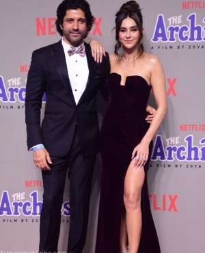 Farhan Akhtar and Shibani Dandekar make an appearance as a dynamic duo 