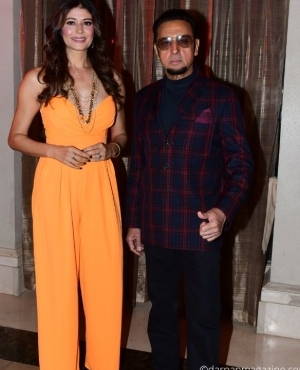  Pooja Batra & Gulshan Grover 