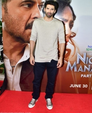 Aditya Roy Kapur is a hottie on the red carpet 