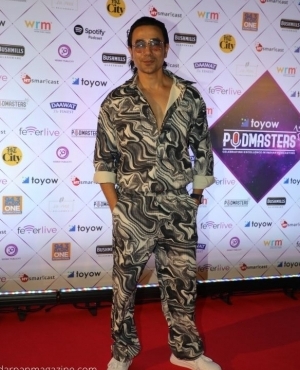 Attendee is all smiles on the red carpet 